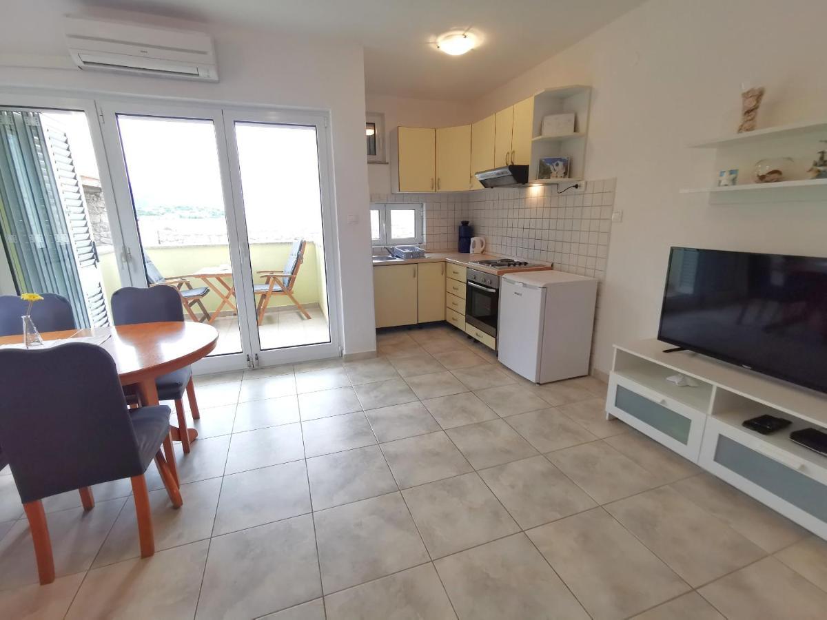 Apartments Golub Цезарица Стая снимка